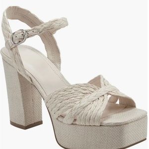 Brand new Marc Fisher light tan straw espadrille block heels with open toe